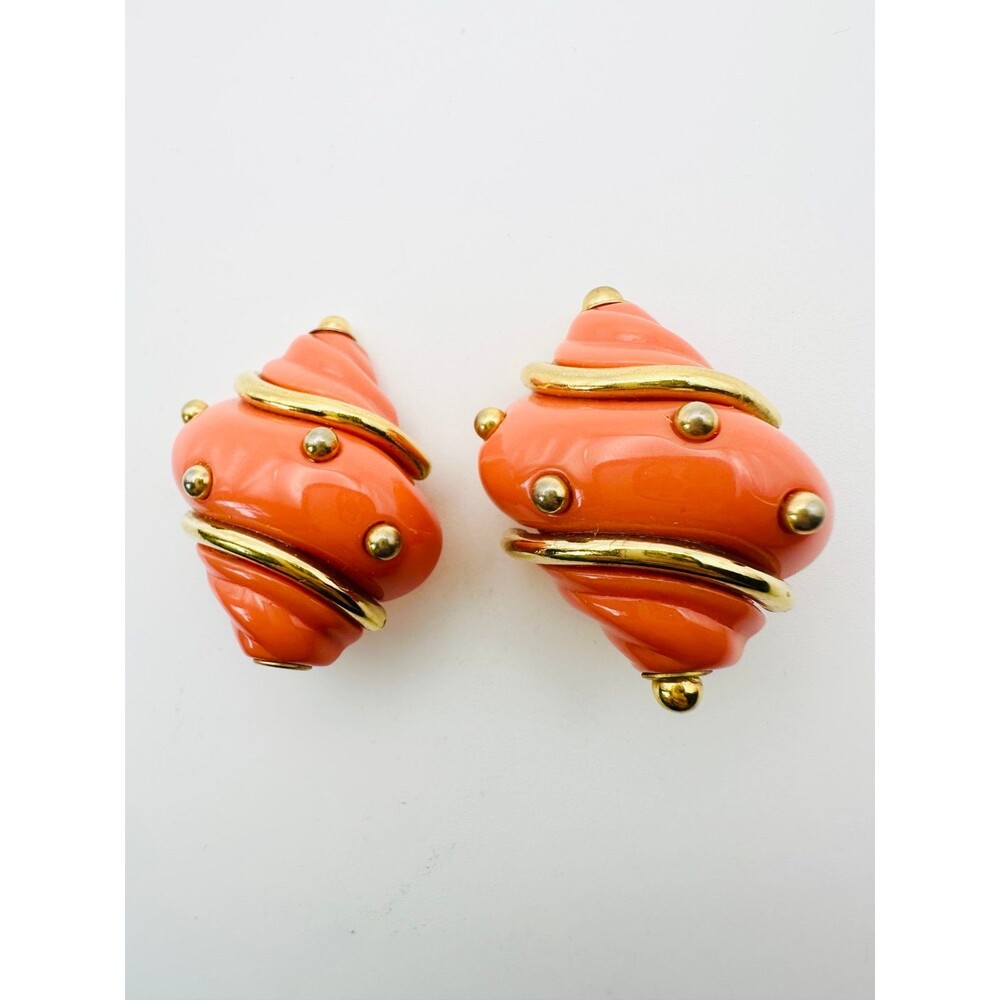 Vintage Kenneth Lane orange conch shell clip on Earrings READ